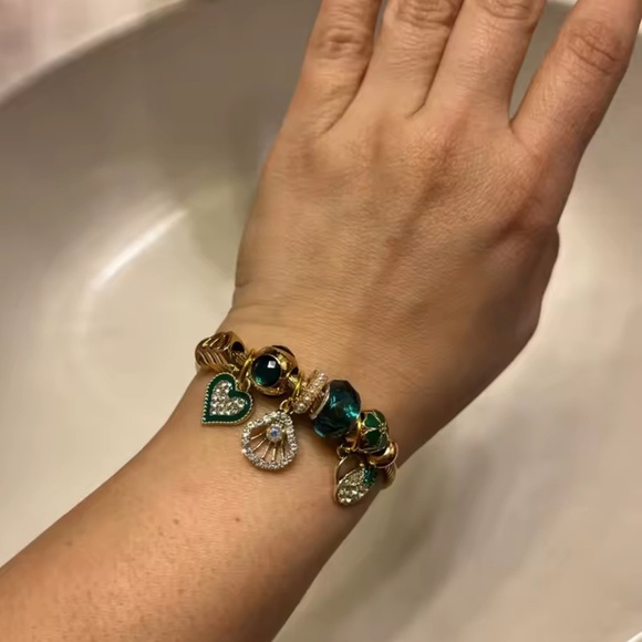 Emerald Charm 18K Gold Stainless Steel Cable Bracelet - Picture 2 of 10